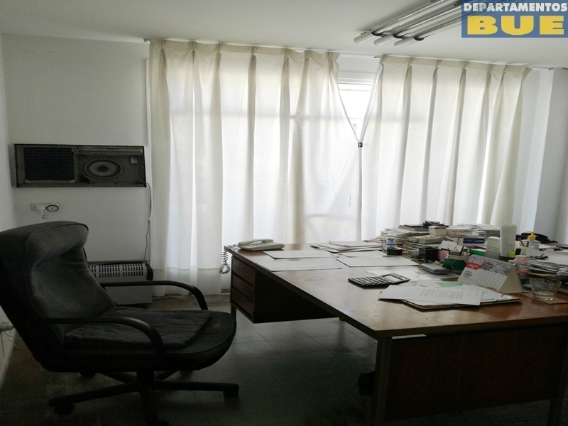 A metros calle Florida