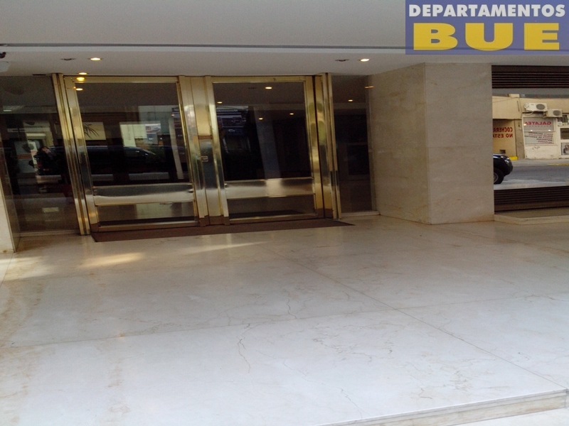 Dos ambientes con balcon